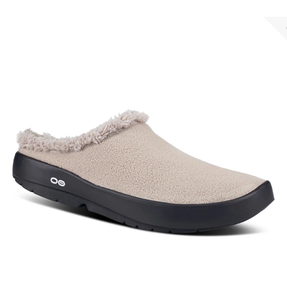 OOFOS MEN'S OOCOOZIE MULE - TAWNY